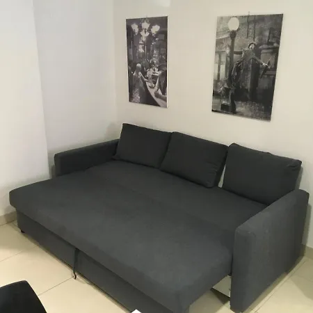 Casa Vacanze Viafirenze35 Apartment
